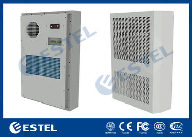 Capacità di raffreddamento IP55 del condizionatore d'aria 800W del Governo di controllo del refrigerante di R134A
