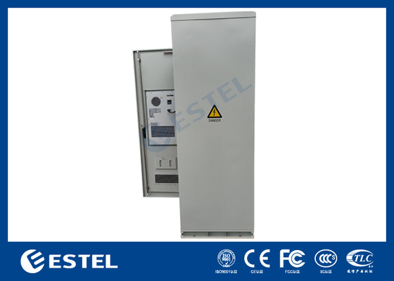IP55 Armadio per apparecchiature per telecomunicazioni all'aperto galvanizzato con sistema rettificatore 200A
