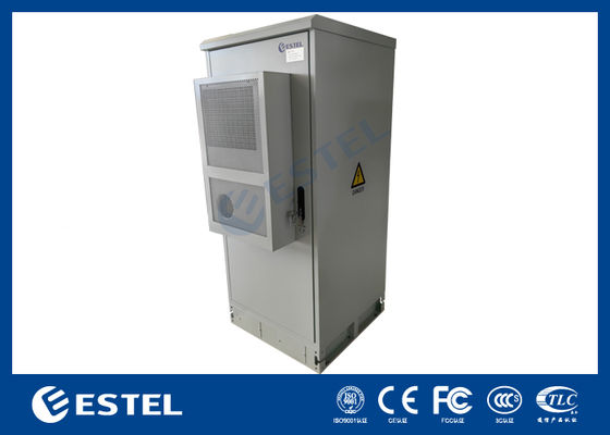 Armadio per telecomunicazioni esterno in lamiera zincata con batteria ATS e telecamera per sistema di alimentazione telecomunicazioni