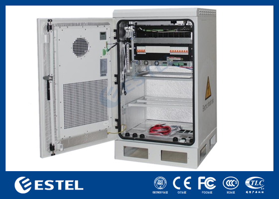 Armadio a parete esterno 12U con verniciatura a polvere anticorrosione e serratura a tre punti antifurto