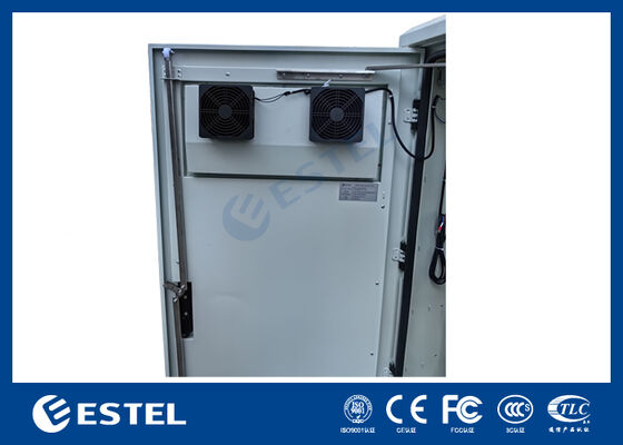 Armadio rack da esterno 19 pollici 32U Grado di protezione IP65 con ventole di raffreddamento, illuminazione a LED e sicurezza per telecomunicazioni e applicazioni industriali