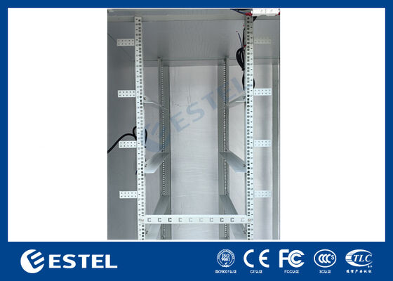 Armadio elettrico da esterno a doppio scomparto IP65 42U – RAL7035, costruzione in acciaio zincato da 1,5 mm e acciaio inossidabile SUS316 per maggiore durata e protezione