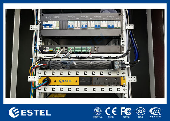 Armadio Integrato per l'Energia all'Aperto con Accesso a Due Porte e Rack Batteria Multistrato per Applicazioni di Telecomunicazioni e Alimentazione di Backup